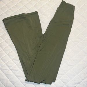 Aerie green flare leggings